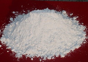 Bonne qualité industrielle de poudre blanche de Fluospar de prix fabriquée au Vietnam - Product Image 3