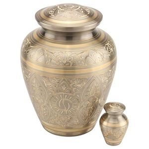 โกศที่ระลึกทองเหลืองกับดอกกุหลาบ - Product Image 1