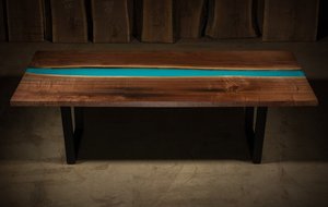 Meubles de luxe dernière collection Table de salle à manger en bois massif à bord vif avec résine époxy Table de salle à manger pour restaurant et café - Product Image 3