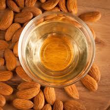 Aceite de Almendra Dulce Orgánico 100% Puro y Natural de Alta Calidad para Piel y Cabello Proveedores Al por Mayor - Product Image 5