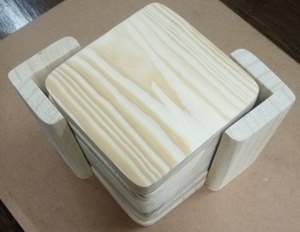 Posavasos de nogal de madera hechos a mano MOQ bajo creativo posavasos cuadrado con soporte mayorista fabricante venta directa de fábrica - Product Image 1
