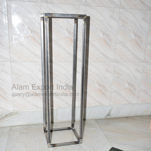 Centro de Mesa de Flores para Boda, Cartón Metálico Dorado - Product Image 3