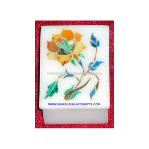 Caja de baratija con incrustación de mármol - Product Image 1