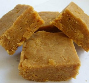 Jaggery Indio Fresco de Primera Calidad de Tamil Nadu, Apto para Consumo y Exportación - Product Image 3