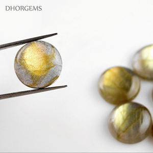 Labradorite Pierre précieuse naturelle Jaune Effet de changement de couleur scintillant Cabochon Pierre semi-précieuse en vrac pour la fabrication de bijoux Vente en gros - Product Image 3