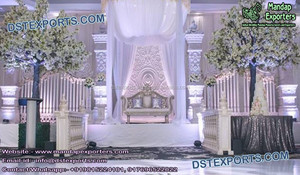 Majestuoso escenario dorado tradicional para Bodas de Sri Lanka Material de fibra real inspirado en la configuración del escenario de boda Maharaja - Product Image 2