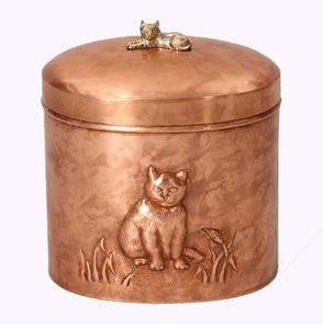 Urne de crémation en PET de style moderne Conception de tige de blé avec fourmi en cuivre Urne pour animaux de compagnie élégamment unique - Product Image 3