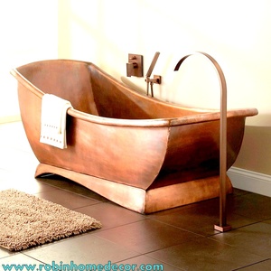 Bañera de Cobre Antigua de Superficie Sólida de Diseño Italiano, Hecha a Mano, Única y Vintage - Product Image 3