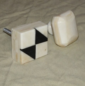 Poignées de porte indiennes en os de chameau, accessoires de quincaillerie indiens, fabricant indien, boutons pour armoires, tiroirs, placards, commodes, boutons indiens - Product Image 3