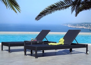 Chaises longues modernes en poly rotin mobilier d'extérieur avec coussin de 5 à 15cm cadre en aluminium pour hôtel et salle de bain - Product Image 4