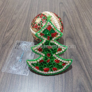 Arbre de Noël de luxe brodé personnalisé ornements forme de boule de taille personnalisée - Product Image 5