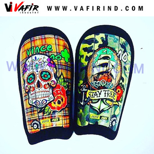 Espinilleras de Fútbol de Diseño Especial, Personalizadas, de Fibra de Carbono y Poliéster, Color Personalizado, Logotipo del Cliente, Artículos de Fútbol - Product Image 2