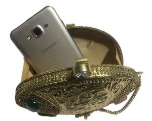 Minaudiere personnalisé, sac à main en métal avec chaîne dorée pour femmes, pochette de soirée, modèle artisanal personnalisable - Product Image 2