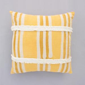 Housse de Coussin Carrée Décorative Boho 45X45CM en Coton Lin Tufté Indus - Product Image 1