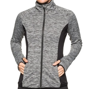 Veste à panneaux BK en polaire confortable et élégante pour femmes, vêtements de fitness à capuche modernes personnalisés, vêtements de sport durables - Product Image 5