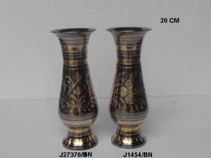 Jarrón de latón para decoración del hogar indio tradicional de alta calidad, espejo fundido y pulido, diseño de flores pintadas a mano - Product Image 4