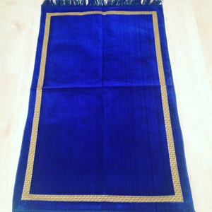เสื่อสวดมนต์มุสลิมสีฟ้าธรรมดา - Product Image 1
