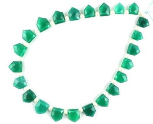 Natural <b>Green</b> Onyx Faceted Pentagon Shape Gemstone Briolette Beads <b>Top</b> Quality Making DIY Necklace Wholesale - Product Image 1