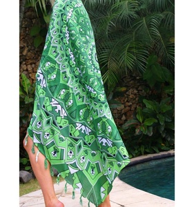 Hit Designer Women's Wear Rayón/Algodón Trending Printed Sarong - Product Image 3