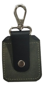 พรีเมี่ยมมองคลาสสิกสีดำที่ทำด้วยมือที่กำหนดเองกลางแจ้งหนังแท้ไฟแช็กกรณีที่มีคลิปโลโก้ที่กำหนดเอง - Product Image 4