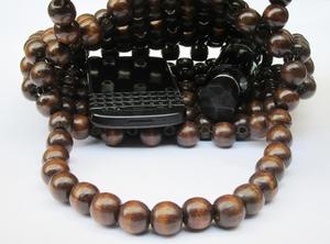 Hermosa bolsa vintage de madera de Vietnam - Product Image 4