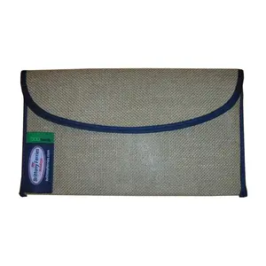 Enveloppes en jute de différentes tailles imprimées sur mesure avec étiquettes et logo à l'intérieur Enveloppe en toile de jute stratifiée à fermeture à rabat avec deux poches - Product Image 1