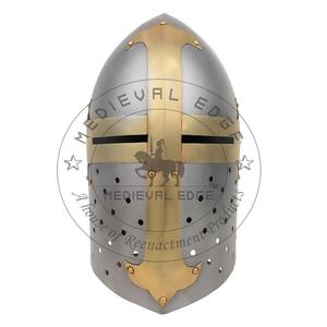 Casco cruzado de latón templario Casco de caballeros | Usable para adultos | Disfraces medievales Empresa de fabricación más grande - Product Image 1