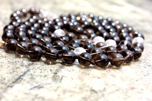 คริสตัลควอทซ์สโมคกี้สร้อยคอแบบผูกปมมีพู่มาลาสร้อยคอ108ลูกปัดบทสวดมนต์ทางจิตวิญญาณช่วยเติมพลังสำหรับทุกเพศผู้หญิงผู้ชาย - Product Image 4