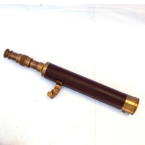 14 "Antiquestyle Brass Spyglass Soporte de trípode de madera Hecho a mano Agarre marrón Telescopio de metal Monocular Durable Regalos DE NOVEDAD - Product Image 3