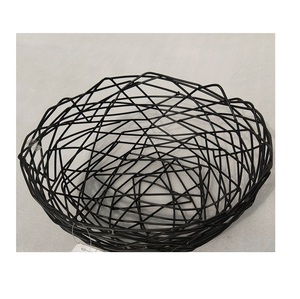 Venta caliente Nuevo zig-zag Diseño 2024 Decorativo Negro mate malla hierro alambre fruitbasket - Product Image 1