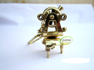 Llavero Sextante de latón de diseñador hecho a mano, regalo de empresa decorativo náutico, técnica de Metal bellamente pulido, artesanías de Metal - Product Image 2