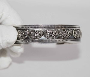 Pure Silver <b>Flower</b> Design Solid 925 Sterling Silver Bangle for Wholesale Gift for Her Manufacturer - Product Image 4