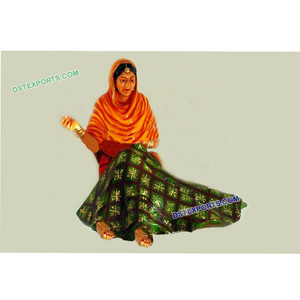 Estatua moderna de mujer Punjabi con Phulkari para decoración de escenario de boda estatua de cultura Punjabi tradicional Australia - Product Image 1