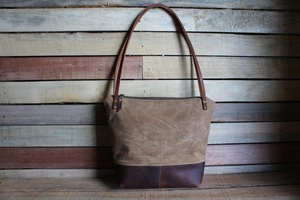 Crossbody <b>Messenger</b> Waxed Canvas <b>Laptop</b> <b>Messenger</b> <b>Bag</b> for Men & Women IB-0077 - Product Image 2