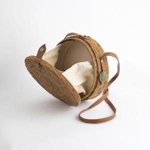 Nueva moda estilo natural bolso de mimbre círculo colorido patrón personalizable botón verano playa vacaciones bolso de mano Bali - Product Image 1