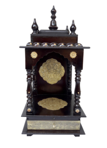 Temple en bois fabriqué à la main le plus vendu en Inde pour la décoration intérieure en bois Pooja Ghar Temple de décoration pour le bureau et les cadeaux de nouveauté - Product Image 3