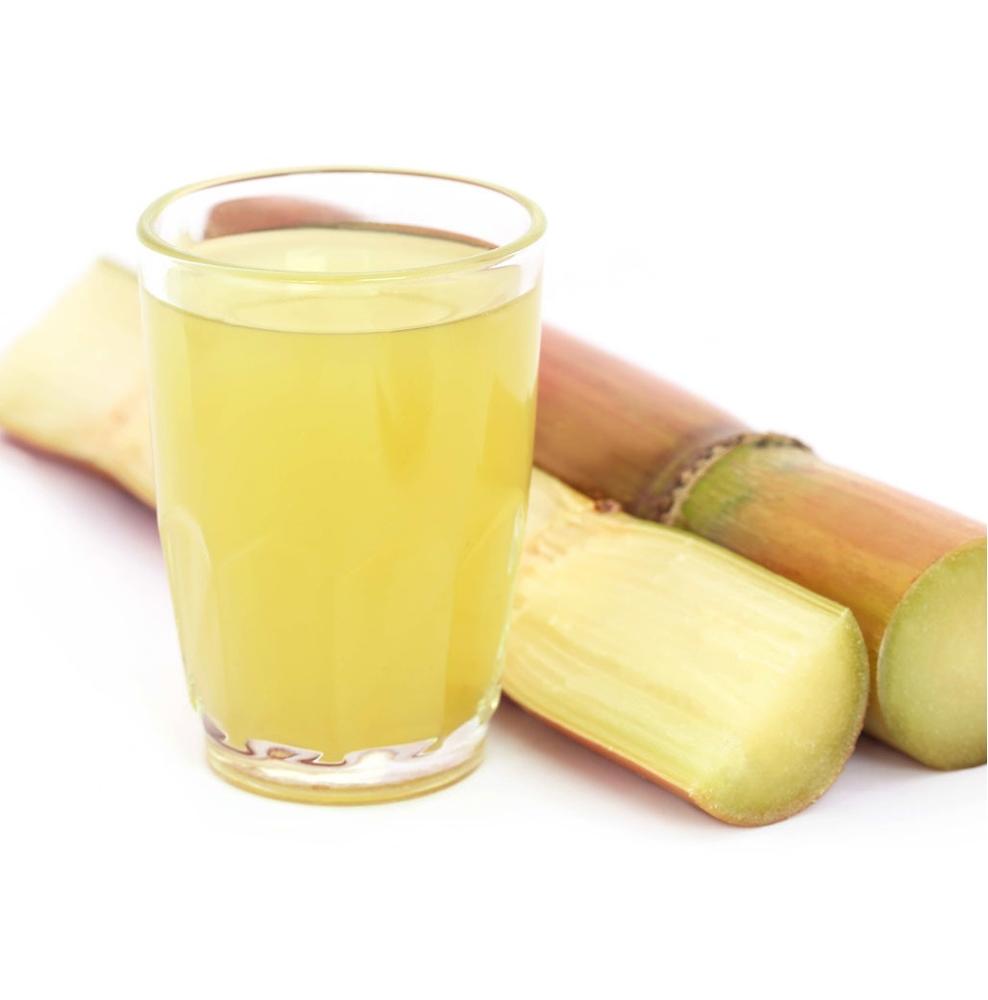 Sugar cane juice. Напиток из сахарного тростника. Сахарный тростник. Сок из сахарного тростника. Сок тростникового сахара.