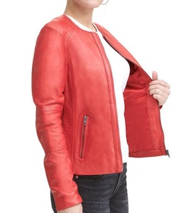 Veste en cuir de motard en peau de mouton bleu pour femme audacieuse finie pour les amateurs de mode Streetwear inspiré de la mode - Product Image 4