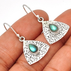 Pendientes de piedras preciosas de labradorita de alta calidad de Plata de Ley 925, joyería fina OEM y ODM, venta al por mayor, piedra natal, Piedra en forma de pera - Product Image 1