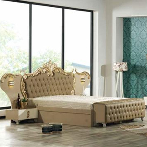 Ensemble de chambre à coucher en bois de qualité supérieure, style Chesterfield, rembourrage - Product Image 1