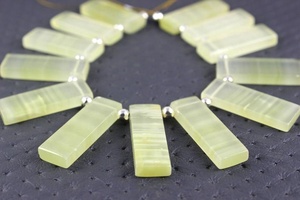 Cuentas de Briolette de forma rectangular, 1 hilo facetado, Gema de ágata verde Natural, fabricación de joyas al por mayor - Product Image 2