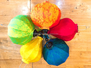 -โคมไฟผ้าไหม-เวียดนามโคมไฟผ้าไหมสไตล์ฮอยส์สำหรับตกแต่งร้านอาหารสำหรับงานเลี้ยงและงานเลี้ยงปีใหม่ - Product Image 6