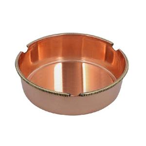 Cendrier en métal de forme ronde au design moderne avec finition dorée pour bureau à domicile ou bar d'hôtel comme décoration de bol ou accessoires - Product Image 2