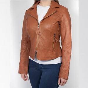 Veste en cuir à la cannelle de style motard chic et sur mesure pour femmes en peau de mouton d'agneau véritable douce - Product Image 6