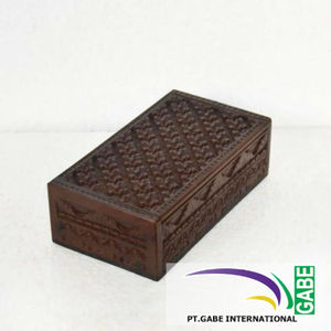 Petite boîte à bijoux en bois poli décorée de fleurs antiques Boîte en bois de style art de la maison Panneau mural Artisanat en bois pour la décoration intérieure - Product Image 1