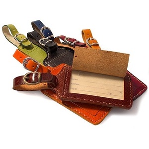 ชุดป้ายกระเป๋าหนังทำมือสำหรับเจ้าสาวและเจ้าบ่าวผจญภัยไปตลอดชีวิต (ของขวัญแต่งงานของเขา & เธอ) - Product Image 1
