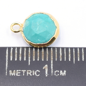 Colgante Redondo de Howlita Verde de 11-13 mm con Baño de Oro de 14K y Argolla para Fabricación de Joyas - Product Image 4