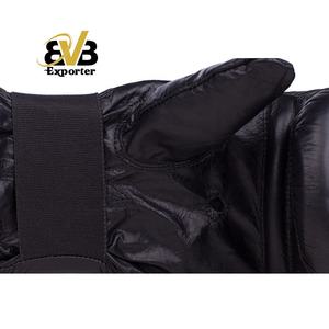 Sacs de boxe personnalisés de haute qualité, mitaines, gants de sac de boxe avec étiquetage de logo personnalisé pour la boxe, mitaines MMA à prix bon marché - Product Image 3