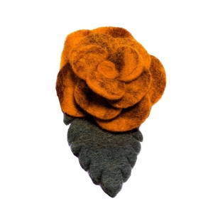 Broche en feutre de laine, accessoires faits à la main, écologiques et collés à la main, par les artistes du népal, activités de fêtes et d'occasces - Product Image 1