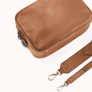 Sac rigide en cuir pour appareil photo numérique avec double fermeture éclair - Product Image 2